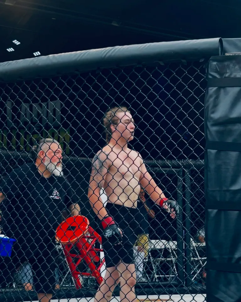 Nathan Johnson in the cage at his debut, LFS Middletown Mayhem